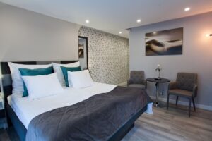 lóżko małżeńskie